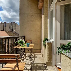 Apartamento Akacfa 7 Center Beautiful